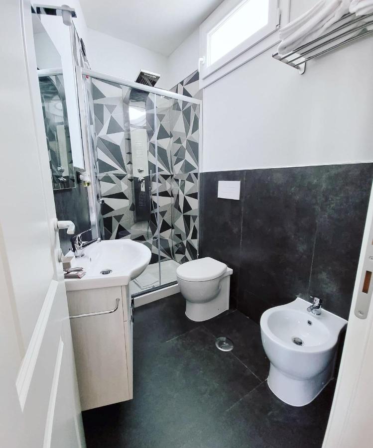 Aldiva Rooms Torvaianica Extérieur photo